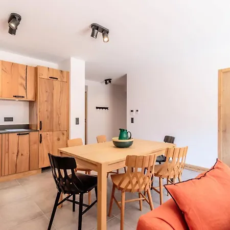 Apartment Les Terrasses De La Vanoise - 4 Pieces Pour 8 Personnes 721 *